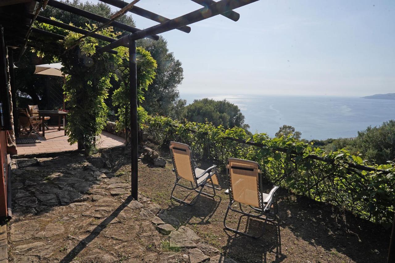 Terrazza Degli Angeli Villa Асчеа Екстериор снимка