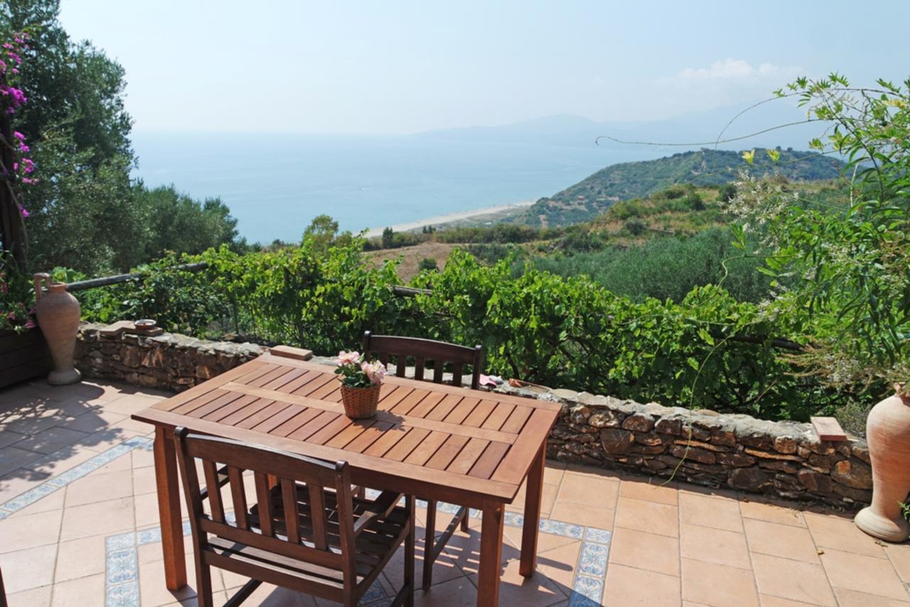Terrazza Degli Angeli Villa Асчеа Екстериор снимка