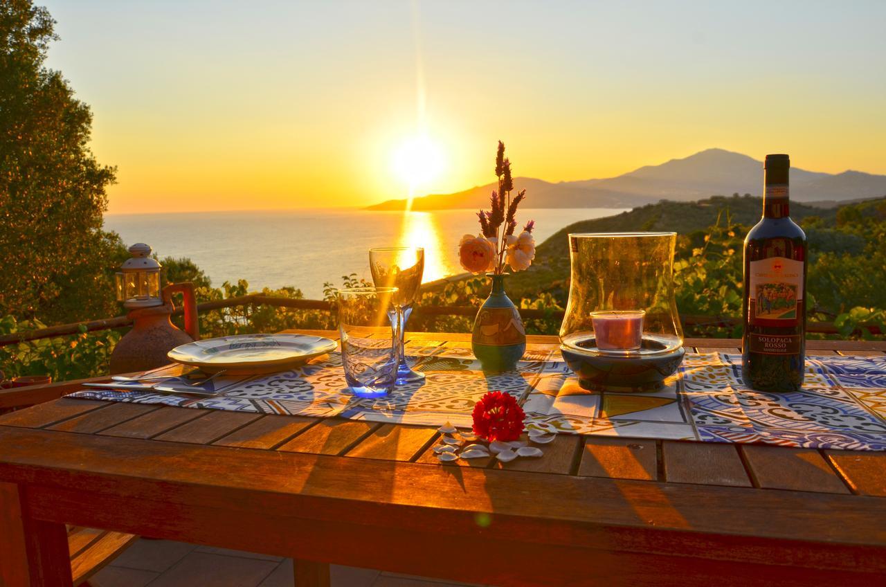 Terrazza Degli Angeli Villa Асчеа Екстериор снимка
