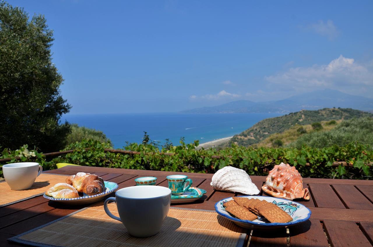 Terrazza Degli Angeli Villa Асчеа Екстериор снимка